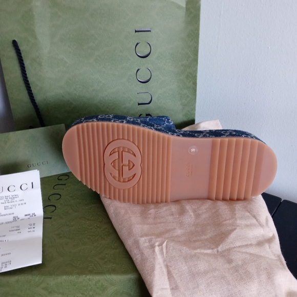 🩸SOLD🩸Gucci💙 Platforms - Picture 3 of 7